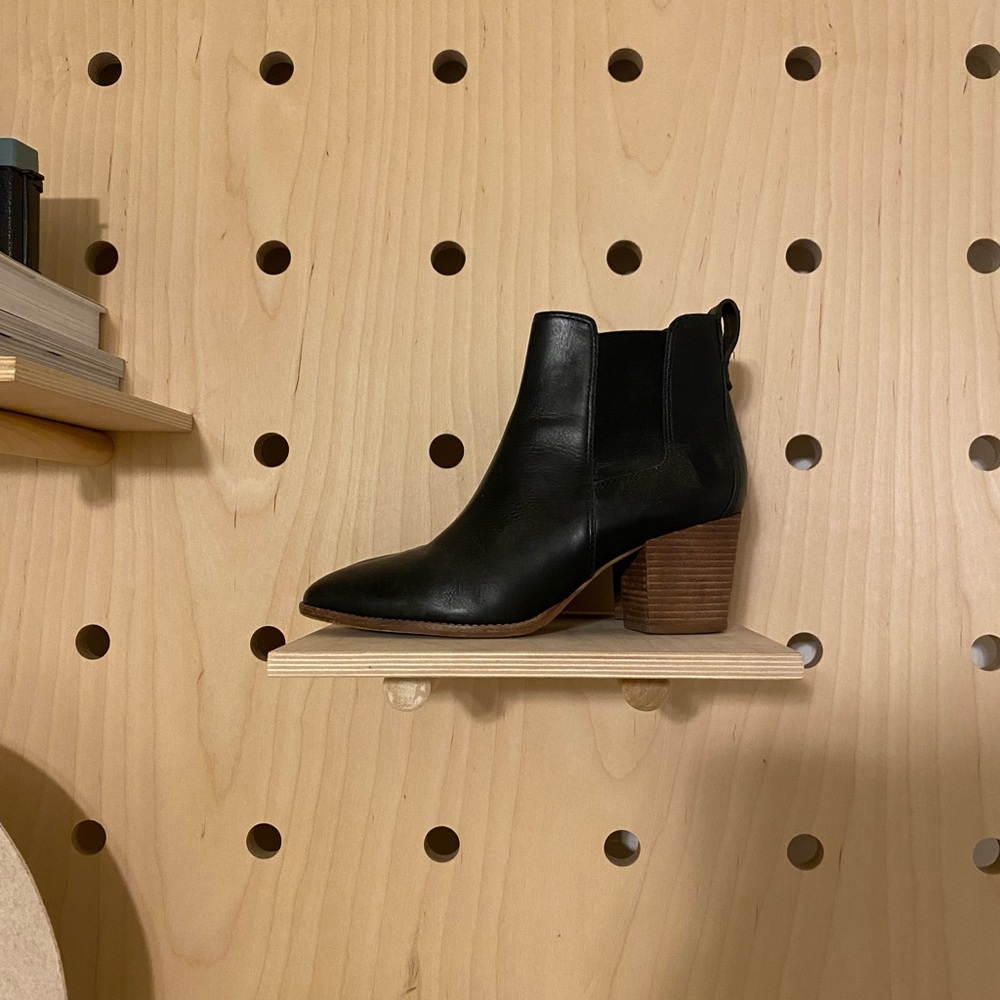 Madewell The Regan Leather Boot in True Black